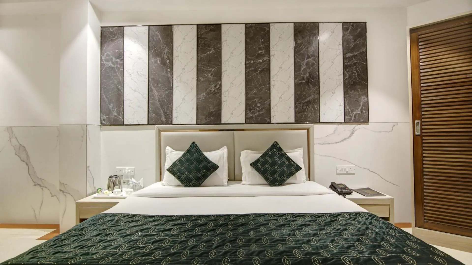Hotel Delhi 37 Near - Delhi Airport Neu-Delhi 3*,  Indien