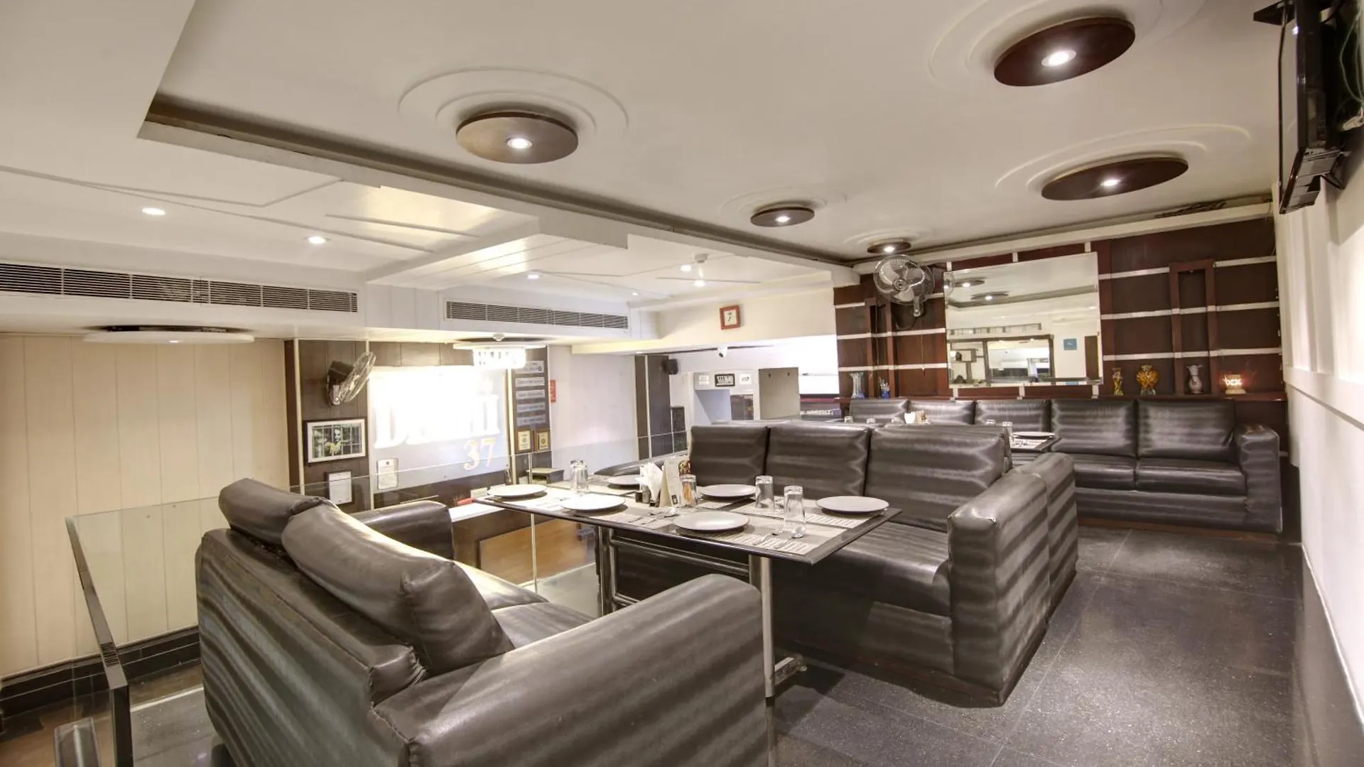 Hotel Delhi 37 Near - Delhi Airport Neu-Delhi 3*,  Indien